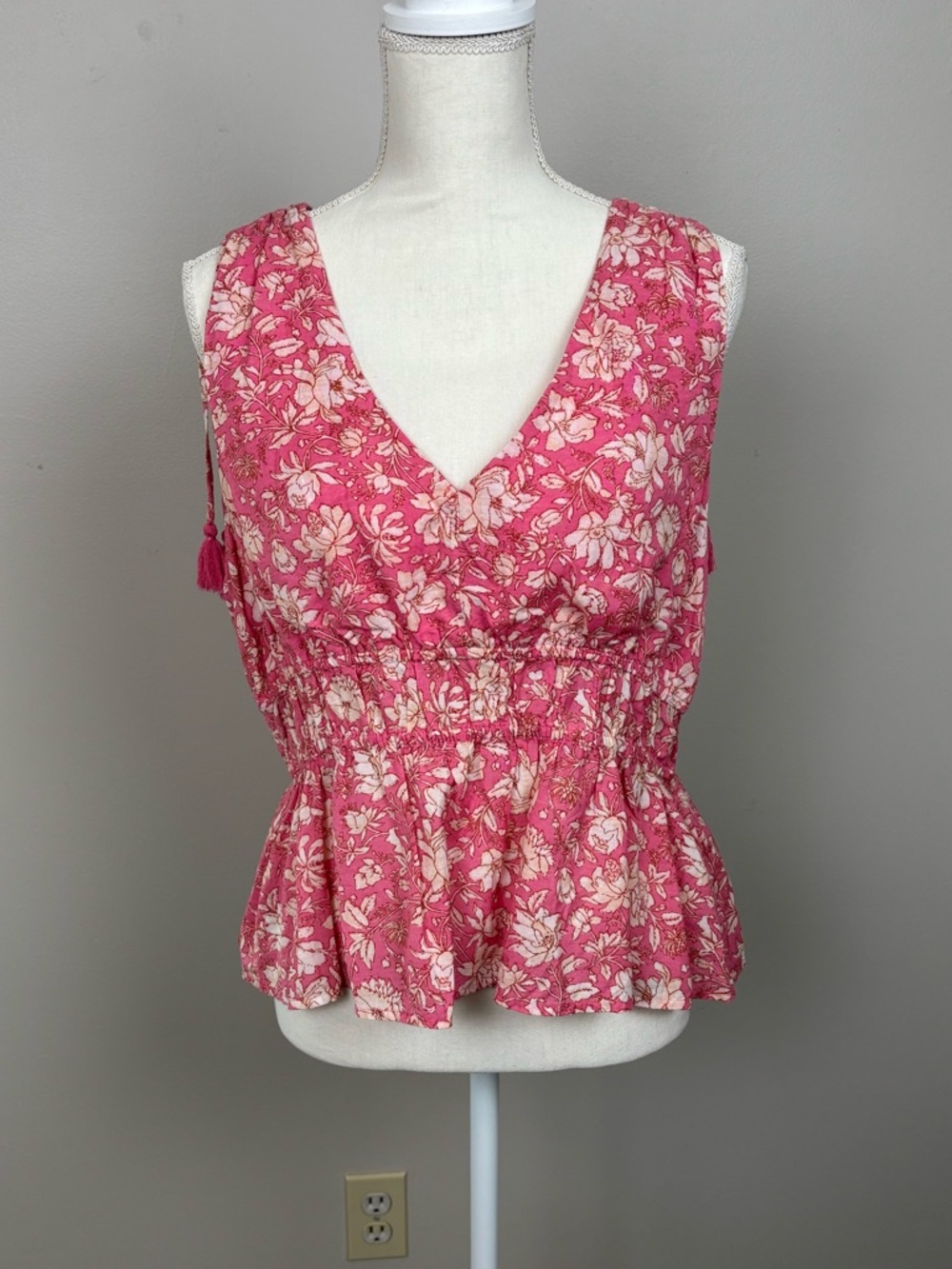 J Crew Top Womens Lg Pink White V-Neck Cotton Voile in Tossed Floral Blouse